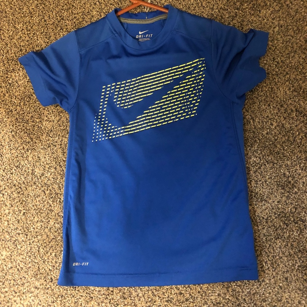 Nike Boys Tee